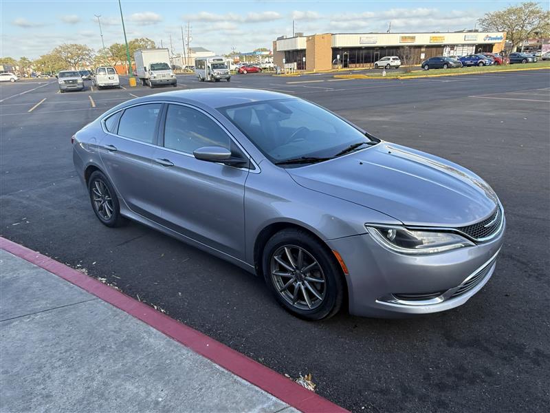 2016 Chrysler 200